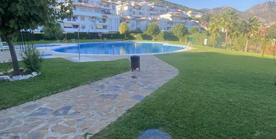 Продажа апартаментов на среднем этаже в Benalmadena Pueblo 3