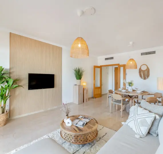 Апартаменты на первом этаже R5171143