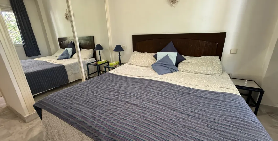 Sale of middle floor apartment in Nueva Andalucía 10