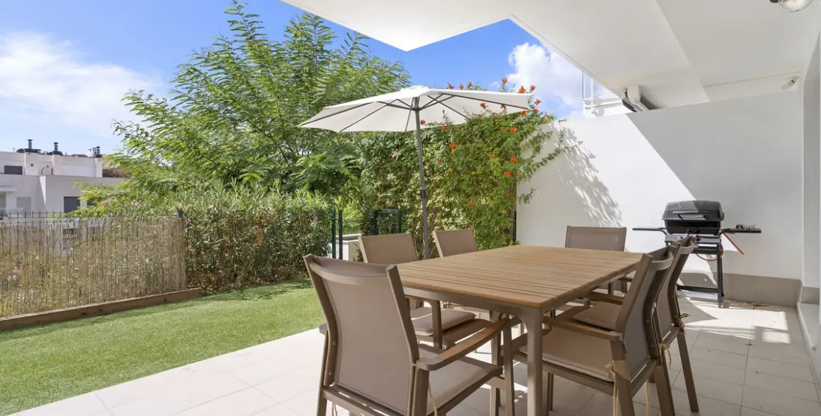 Sale of ground floor apartment in La Cala de Mijas 2