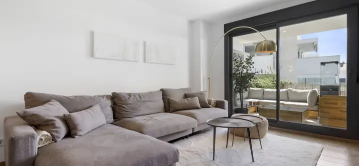 Продажа апартаментов на первом этаже в La Cala de Mijas 2