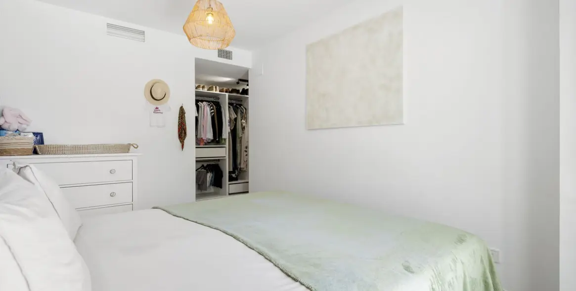 Sale of ground floor apartment in La Cala de Mijas 18