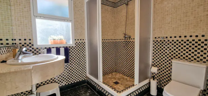 Sale of penthouse in La Duquesa 4