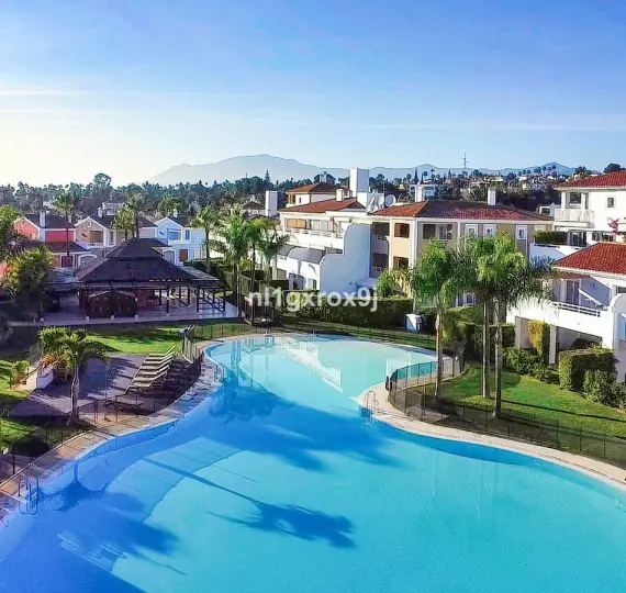 Апартаменты на первом этаже R5216530