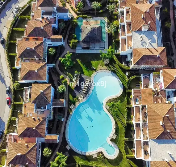 Апартаменты на первом этаже R5216530