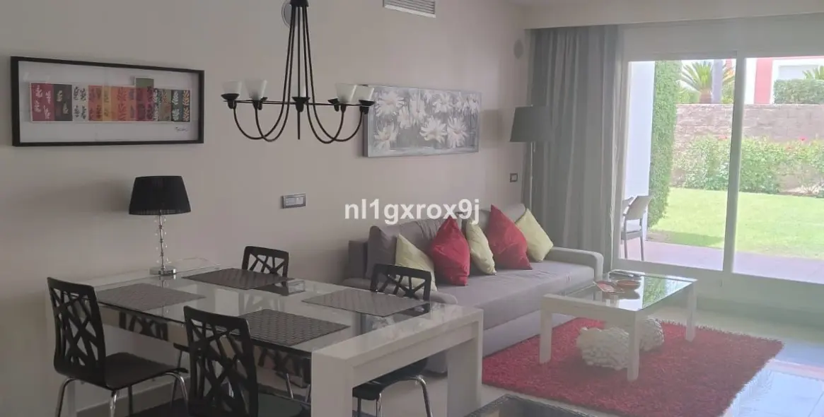 Продажа апартаментов на первом этаже в Estepona (район Estepona) 6