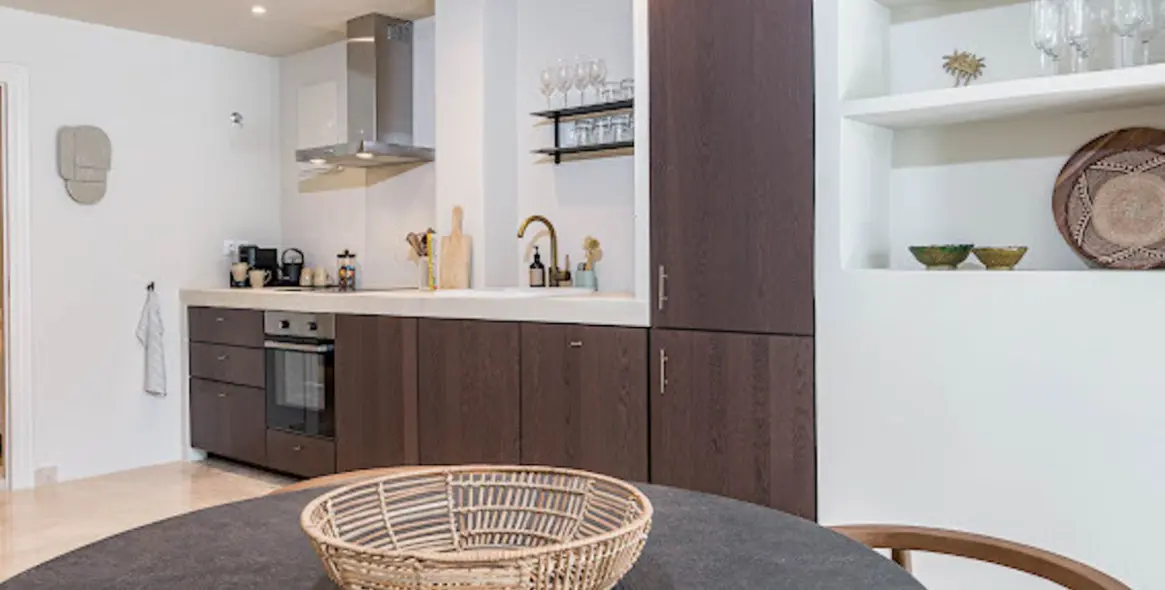 Venta de apartamento en planta media en Nueva Andalucía 9
