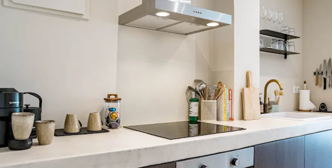 Venta de apartamento en planta media en Nueva Andalucía 12