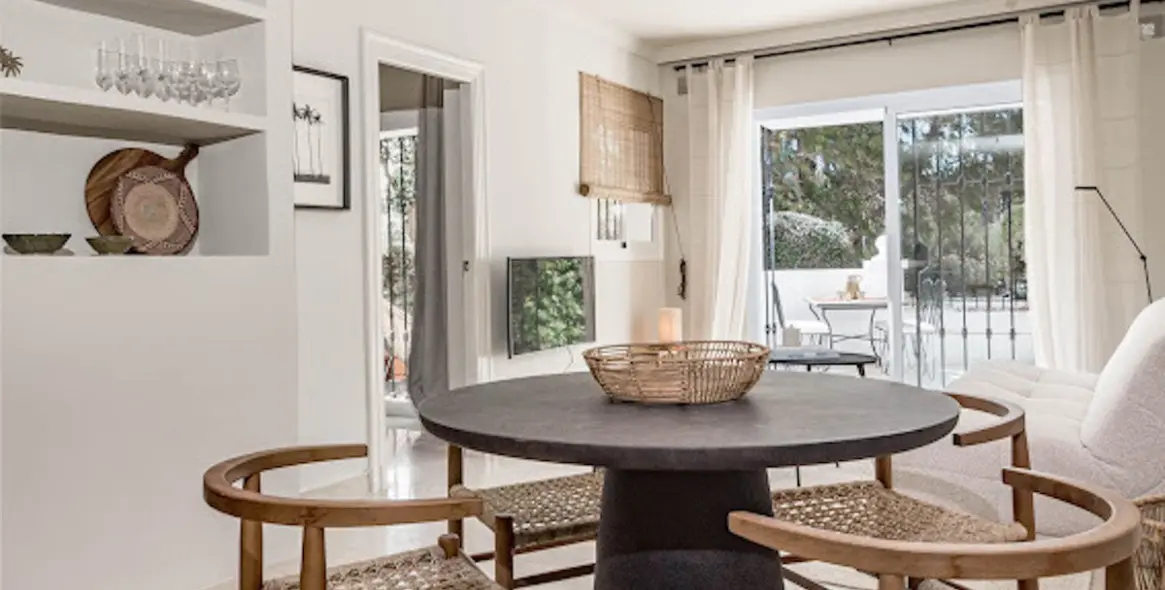 Sale of ground floor apartment in Nueva Andalucía 7