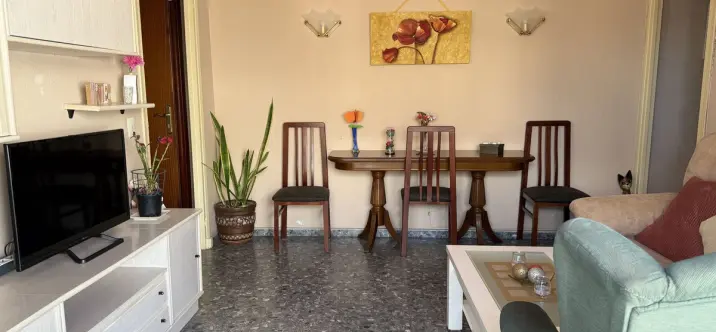 Sale of middle floor apartment in Marbella 3