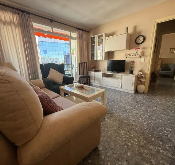 Sale of middle floor apartment in Marbella