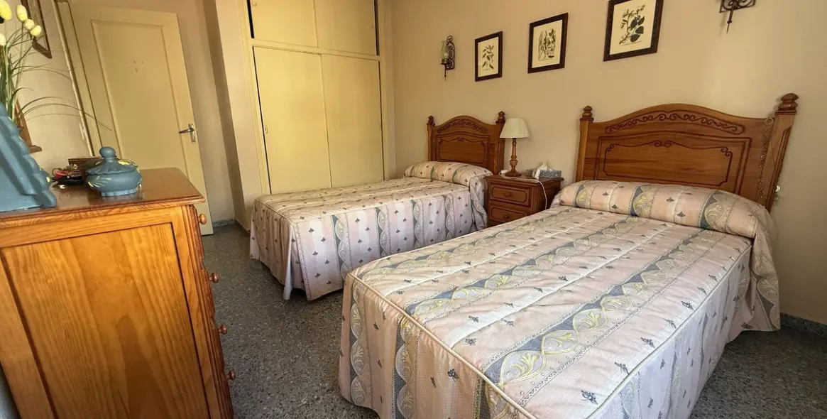 Sale of middle floor apartment in Marbella 12