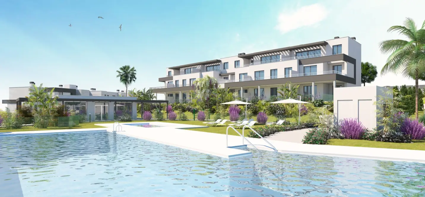 Sale of ground floor apartment in Estepona 0