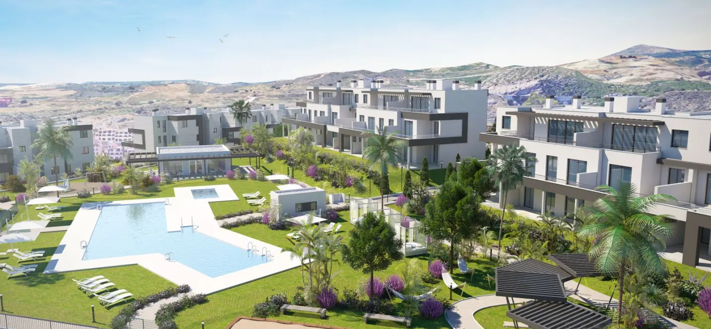 Sale of ground floor apartment in Estepona 1