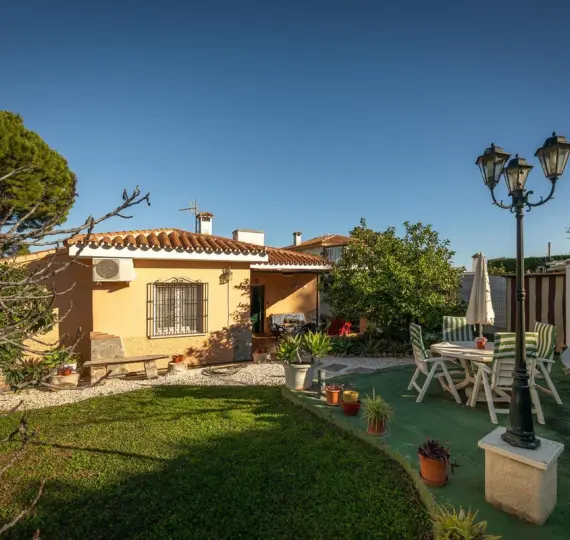 Sale of detached villa in Alhaurín el Grande