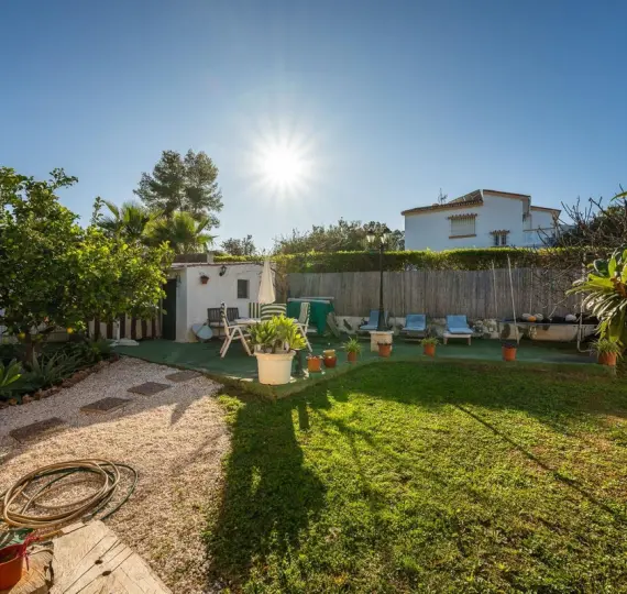 Sale of detached villa in Alhaurín el Grande