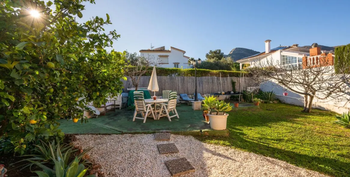 Sale of detached villa in Alhaurín el Grande 12