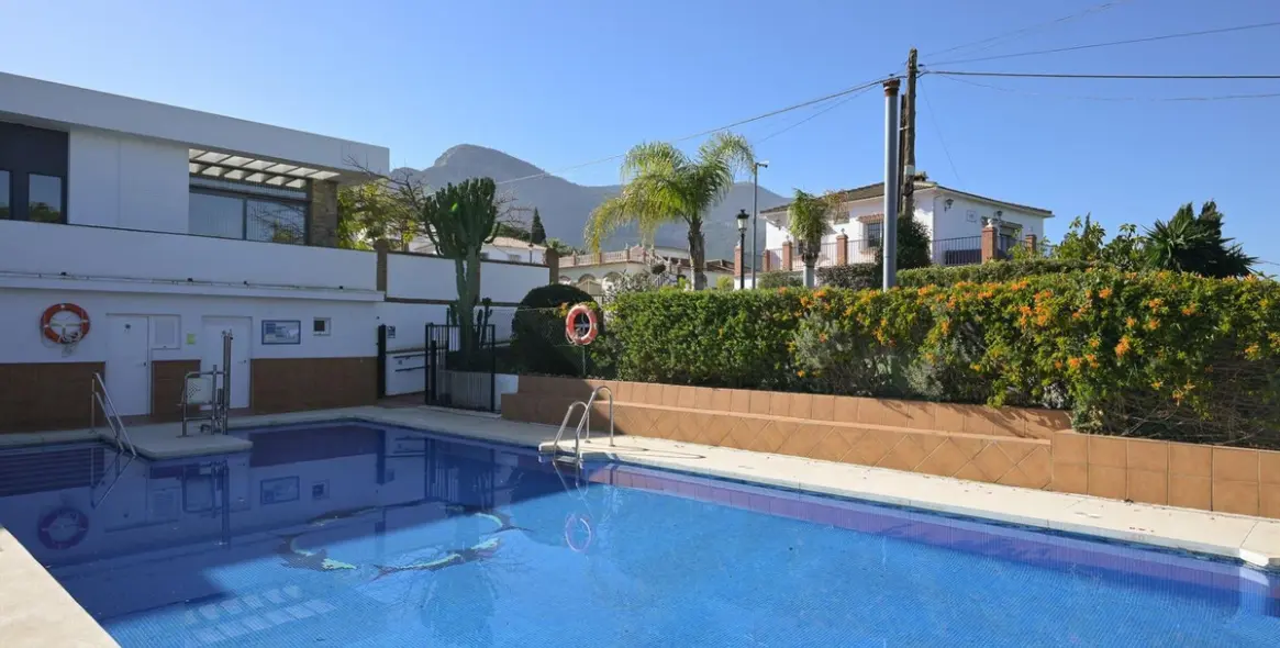 Sale of detached villa in Alhaurín el Grande 27