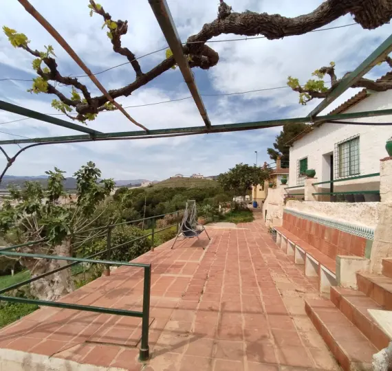 Sale of detached villa in Vélez-Málaga