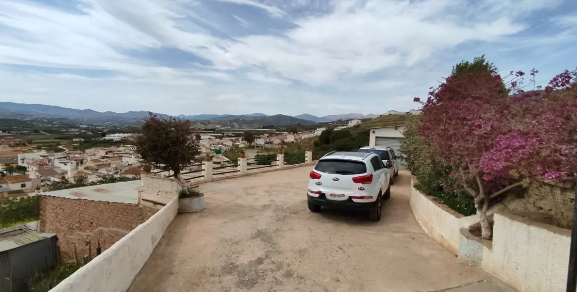 Sale of detached villa in Vélez-Málaga 16