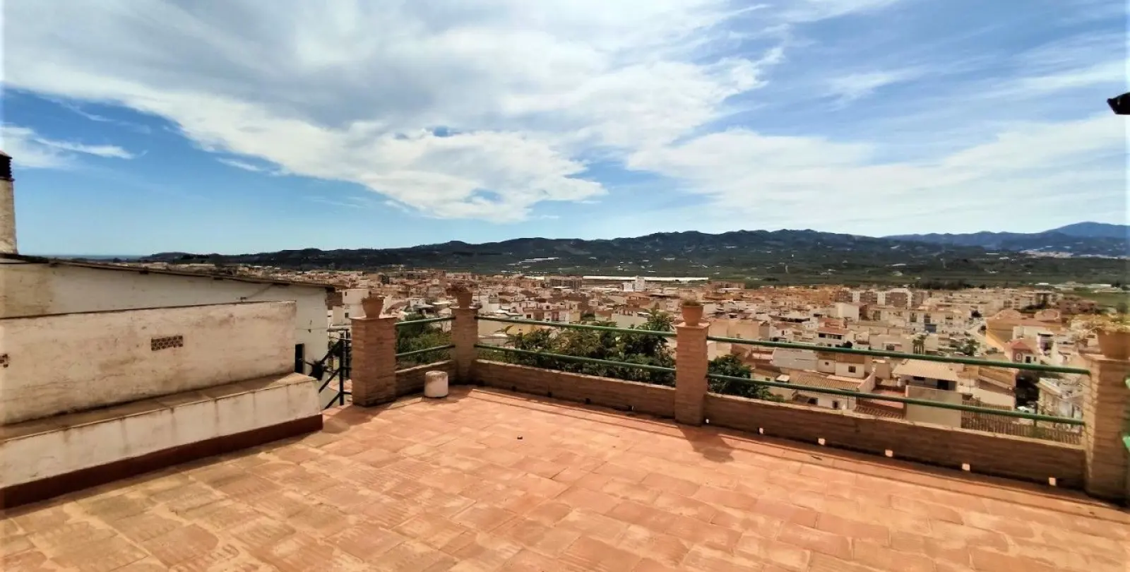 Продажа  отдельно стоящей виллы в Vélez-Málaga 18
