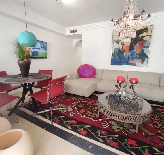 Sale of middle floor apartment in Marbella