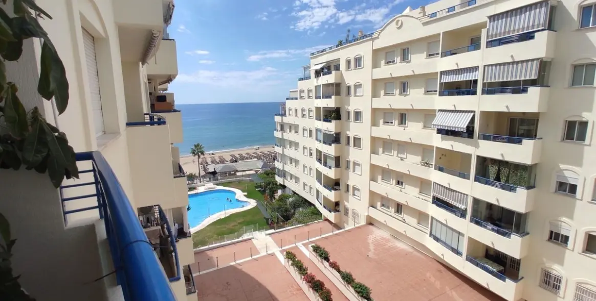 Sale of middle floor apartment in Marbella 4