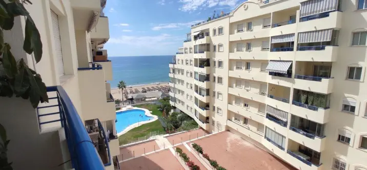 Sale of middle floor apartment in Marbella 3