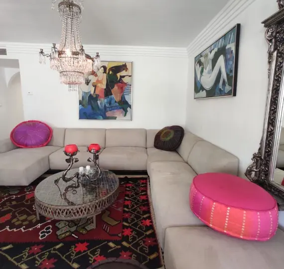 Sale of middle floor apartment in Marbella