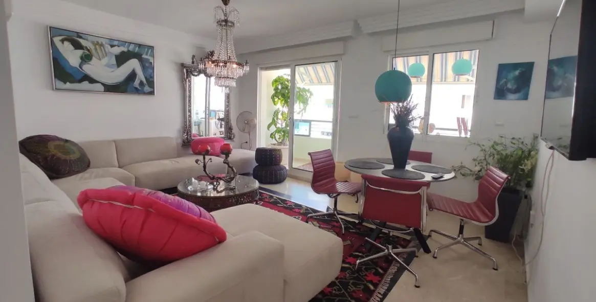 Sale of middle floor apartment in Marbella 8