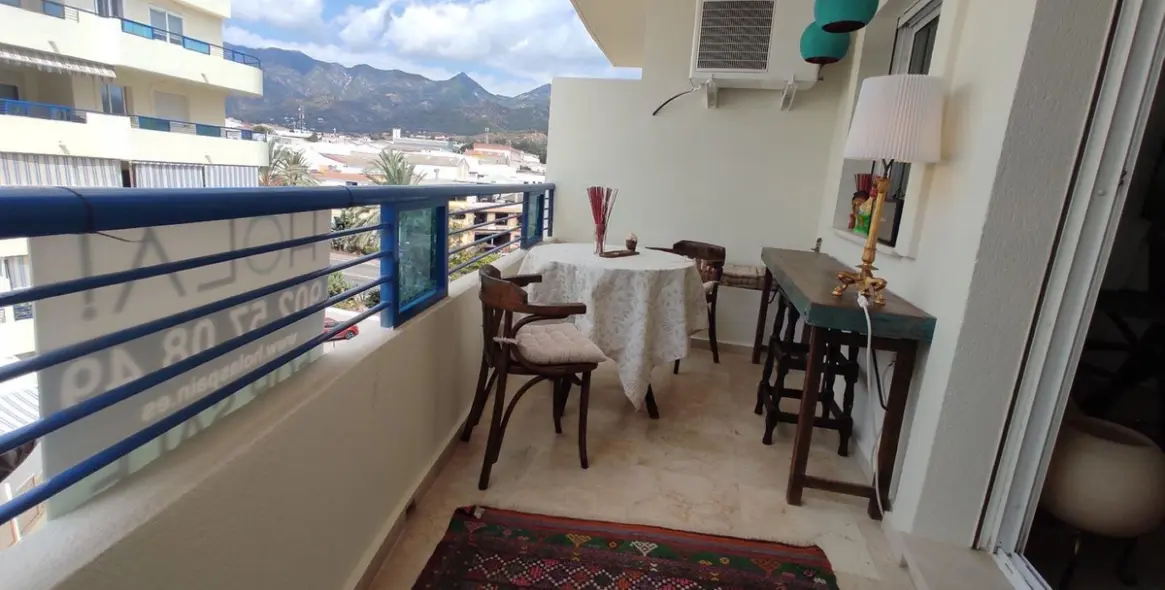 Sale of middle floor apartment in Marbella 19