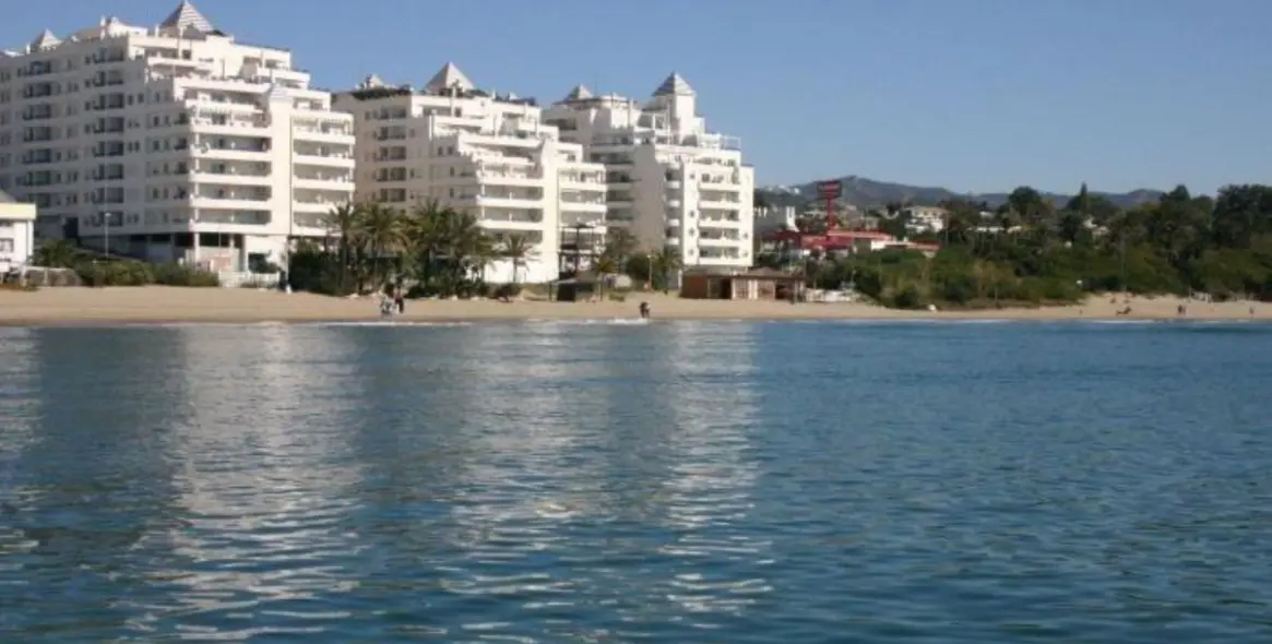 Sale of middle floor apartment in Marbella 20