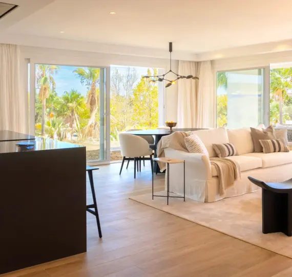 Продажа апартаментов на первом этаже в Casares