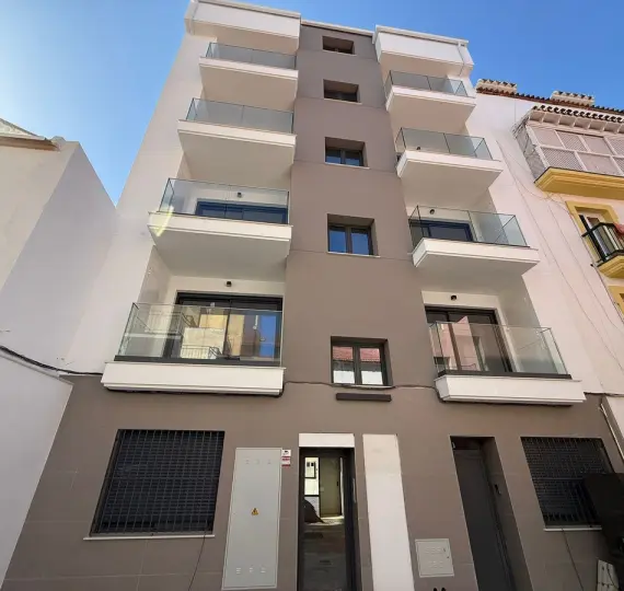 Продажа апартаментов на среднем этаже в Fuengirola