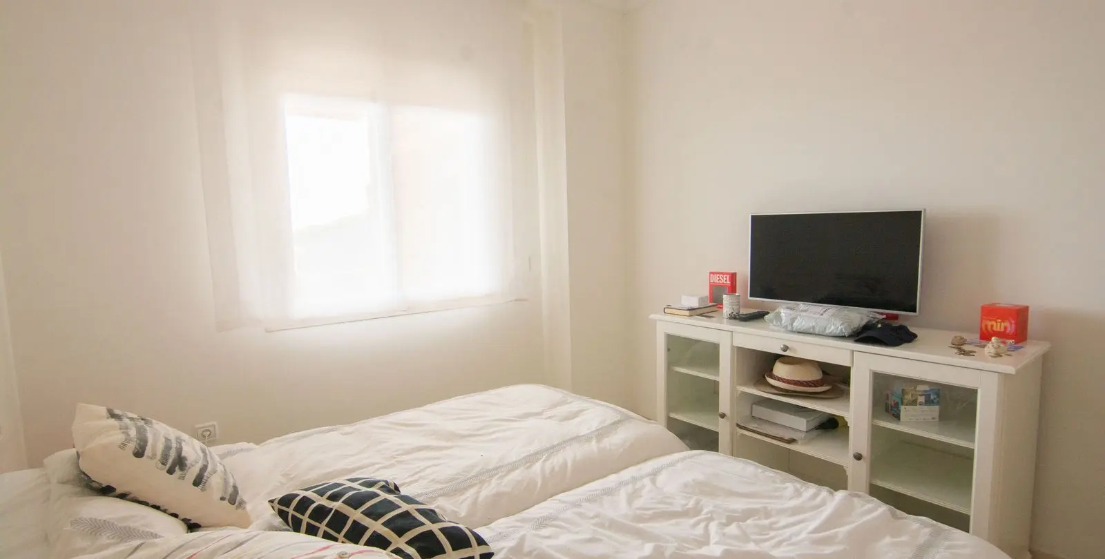Sale of middle floor apartment in La Mairena 10