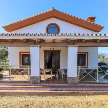 Sale of detached villa in Guaro
