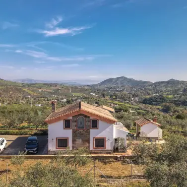 Sale of detached villa in Guaro