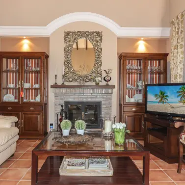 Sale of detached villa in Guaro