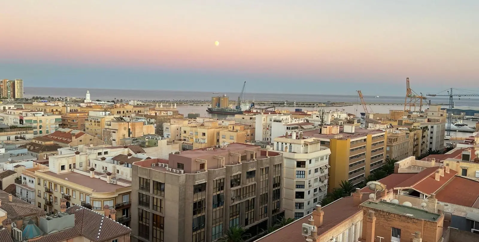 Venta de apartamento en planta media en Málaga Centro 1