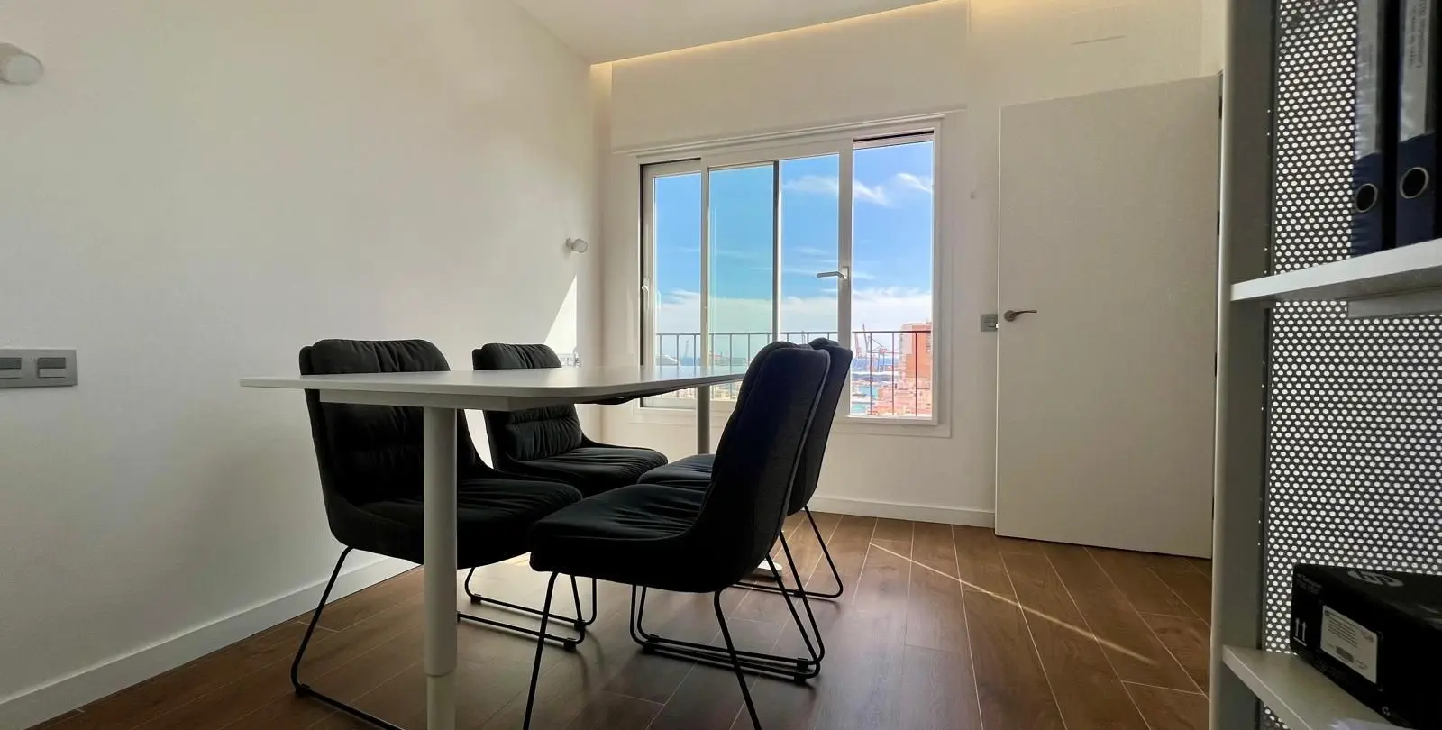 Venta de apartamento en planta media en Málaga Centro 2