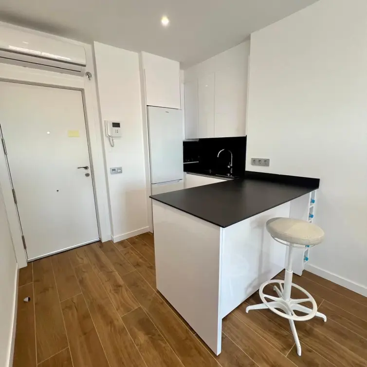 Sale of middle floor apartment in Málaga Centro