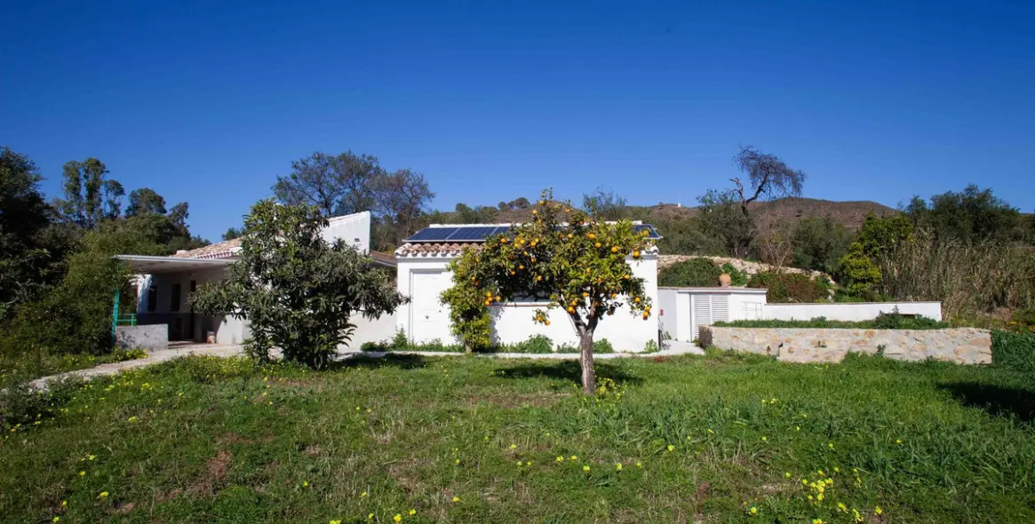 Sale of finca - cortijo in Casarabonela 2
