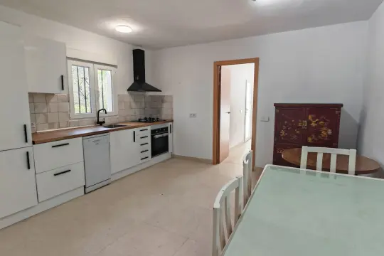 Image 10 thumb