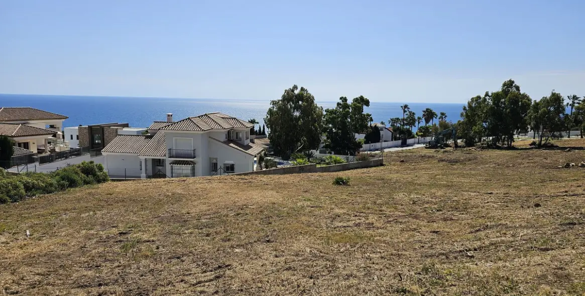 Продажа  жилого участка в Punta Chullera 2