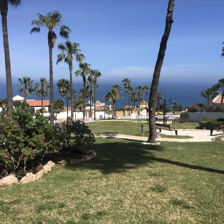 Sale of residential plot in Punta Chullera