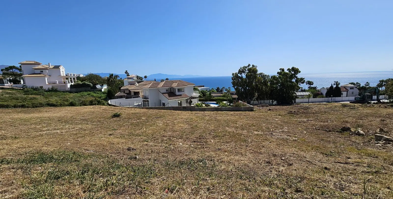Sale of residential plot in Punta Chullera 3