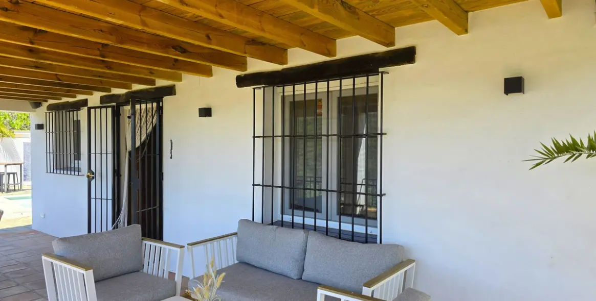 Sale of detached villa in Cómpeta 6