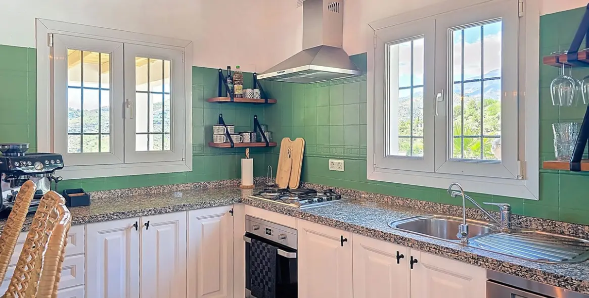 Sale of detached villa in Cómpeta 16