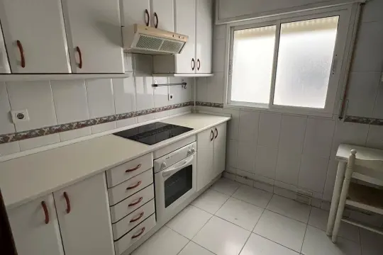 Image 4 thumb