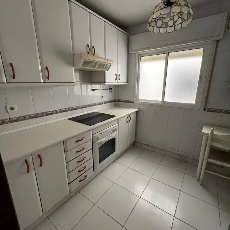 Sale of middle floor apartment in Málaga Centro